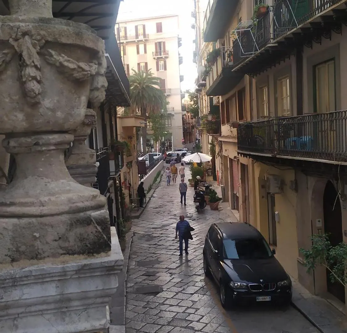 Daysin Apartment Palerme Italie